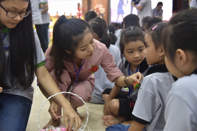 The Kid’s Playground “Coming to the Buddha”