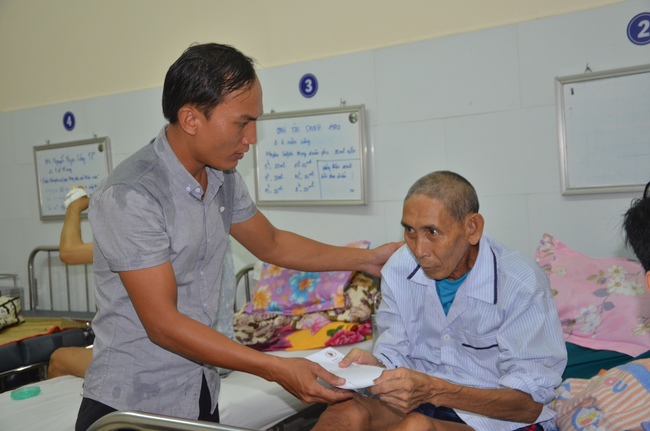 Gifts to the Oncology Hospital in Ho Chi Minh City