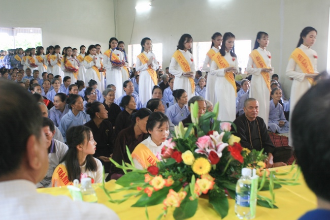 Ullambana Ceremony at Can Mon pagoda – Nghe An Province