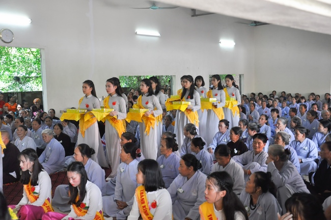 Ullambana Ceremony at Can Mon pagoda – Nghe An Province