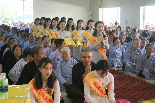 Ullambana Ceremony at Can Mon pagoda – Nghe An Province