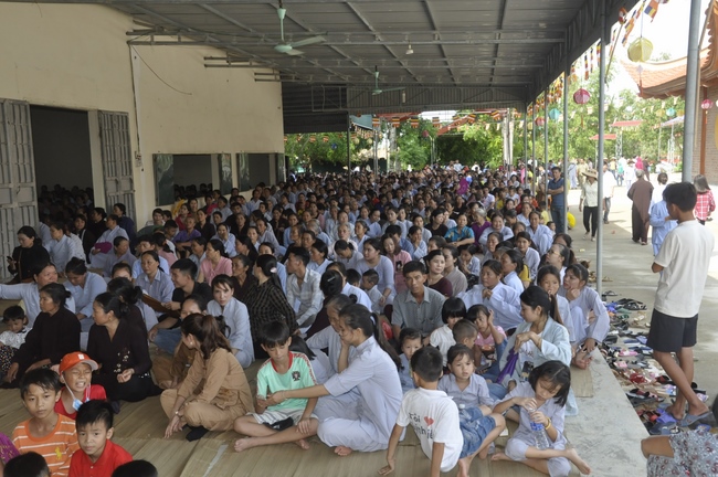 Ullambana Ceremony at Can Mon pagoda – Nghe An Province