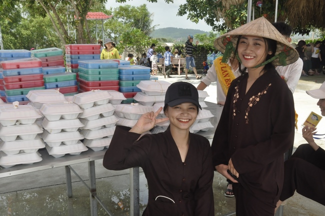 Ullambana Ceremony at Can Mon pagoda – Nghe An Province