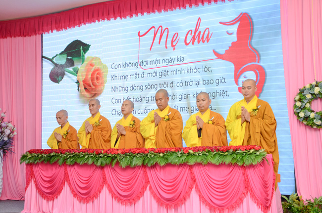 Hơn 20 ngàn người tham dự Đại lễ Vu Lan Báo Hiếu 2018