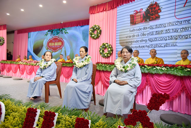 Hơn 20 ngàn người tham dự Đại lễ Vu Lan Báo Hiếu 2018