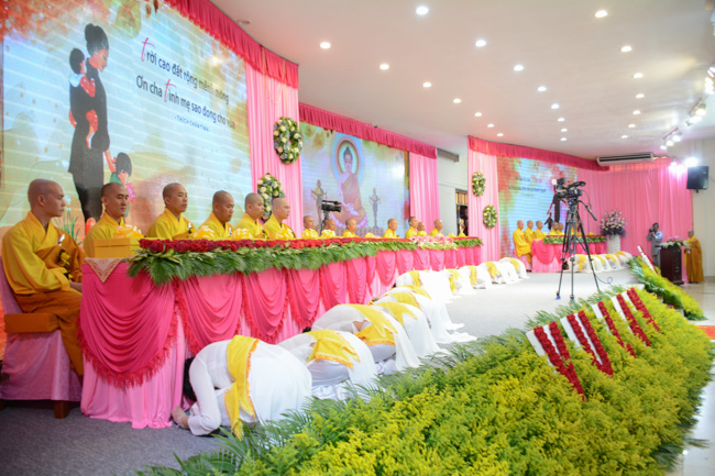 Hơn 20 ngàn người tham dự Đại lễ Vu Lan Báo Hiếu 2018