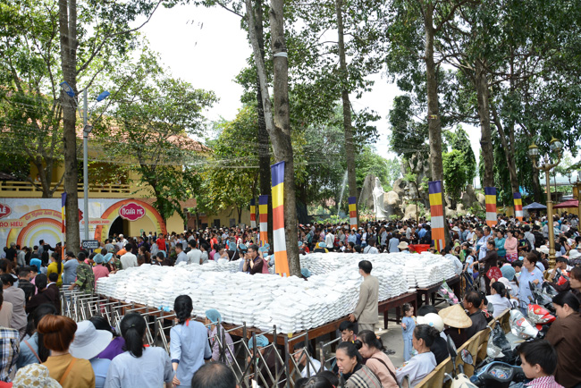 Hơn 20 ngàn người tham dự Đại lễ Vu Lan Báo Hiếu 2018