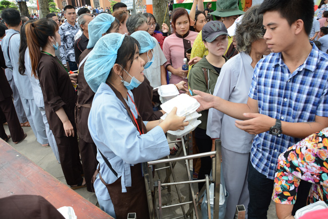 Hơn 20 ngàn người tham dự Đại lễ Vu Lan Báo Hiếu 2018