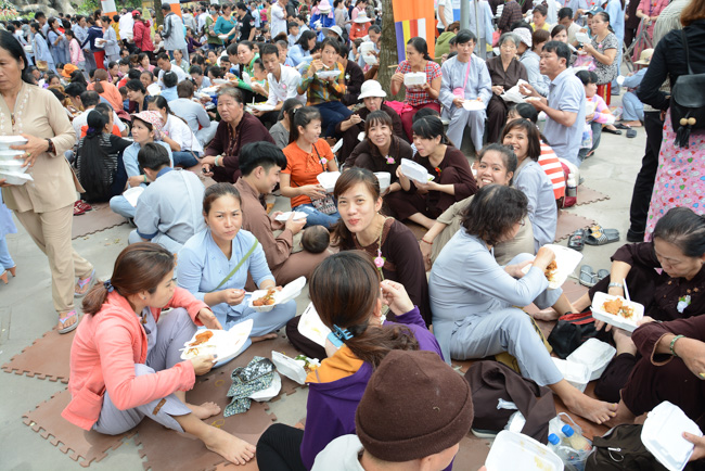 Hơn 20 ngàn người tham dự Đại lễ Vu Lan Báo Hiếu 2018