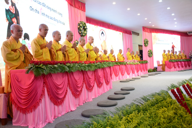 Hơn 20 ngàn người tham dự Đại lễ Vu Lan Báo Hiếu 2018