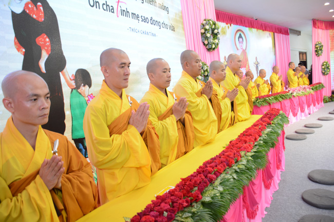 Hơn 20 ngàn người tham dự Đại lễ Vu Lan Báo Hiếu 2018