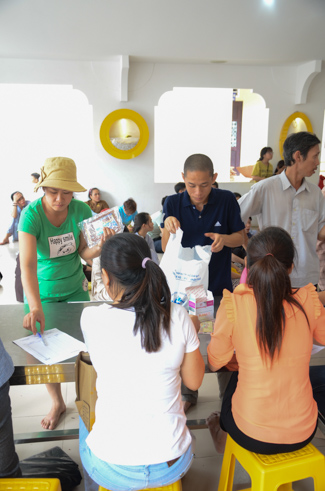 Hiến máu nhân đạo