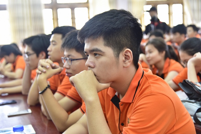 Chia sẻ đạo lý tại khu quân sự Hòa An, đại học FPT Cần Thơ