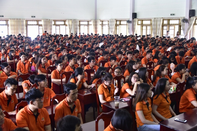 Chia sẻ đạo lý tại khu quân sự Hòa An, đại học FPT Cần Thơ