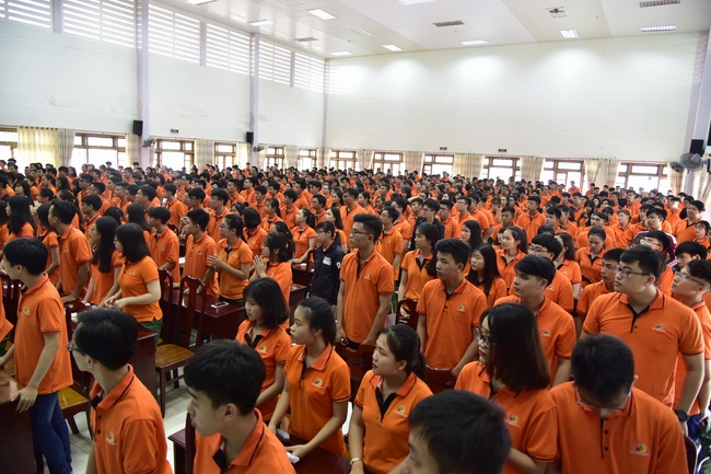 Chia sẻ đạo lý tại khu quân sự Hòa An, đại học FPT Cần Thơ