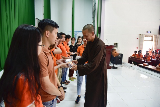 Chia sẻ đạo lý tại khu quân sự Hòa An, đại học FPT Cần Thơ