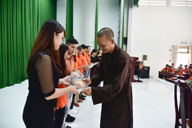 Chia sẻ đạo lý tại khu quân sự Hòa An, đại học FPT Cần Thơ