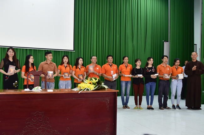 Chia sẻ đạo lý tại khu quân sự Hòa An, đại học FPT Cần Thơ