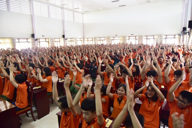 Chia sẻ đạo lý tại khu quân sự Hòa An, đại học FPT Cần Thơ