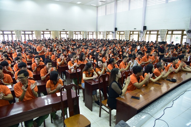 Chia sẻ đạo lý tại khu quân sự Hòa An, đại học FPT Cần Thơ