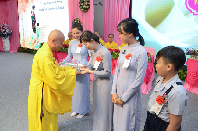 Gia Đình Phật Tử tổ chức lễ Vu Lan Báo Hiếu