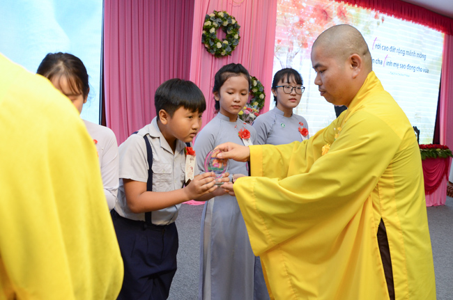 Gia Đình Phật Tử tổ chức lễ Vu Lan Báo Hiếu