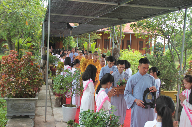 Lễ Vu Lan tại chùa Giai Lam – Hà Tĩnh