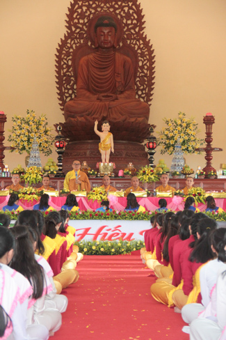 Lễ Vu Lan tại chùa Giai Lam – Hà Tĩnh