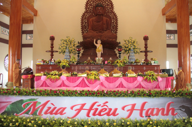 Lễ Vu Lan tại chùa Giai Lam – Hà Tĩnh