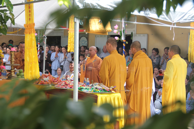 Lễ Vu Lan tại chùa Giai Lam – Hà Tĩnh