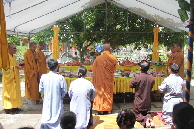 Lễ Vu Lan tại chùa Giai Lam – Hà Tĩnh