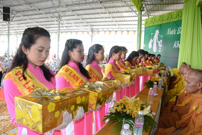 Ullambana Ceremony at Cambodia Hoang Phap Pagoda