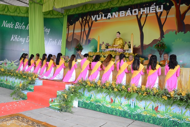 Ullambana Ceremony at Cambodia Hoang Phap Pagoda