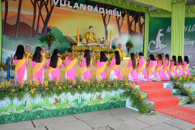 Ullambana Ceremony at Cambodia Hoang Phap Pagoda