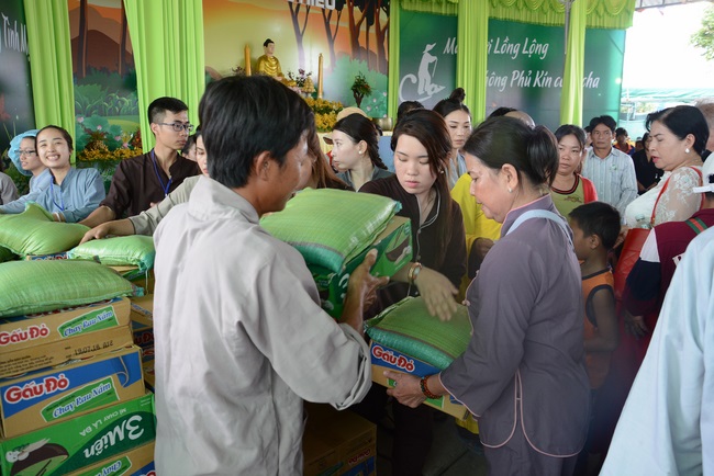 Ullambana Ceremony at Cambodia Hoang Phap Pagoda