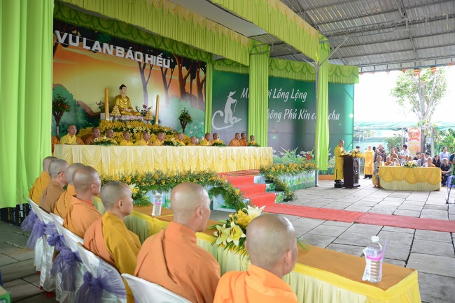 Ullambana Ceremony at Cambodia Hoang Phap Pagoda