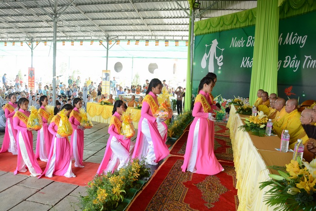 Ullambana Ceremony at Cambodia Hoang Phap Pagoda
