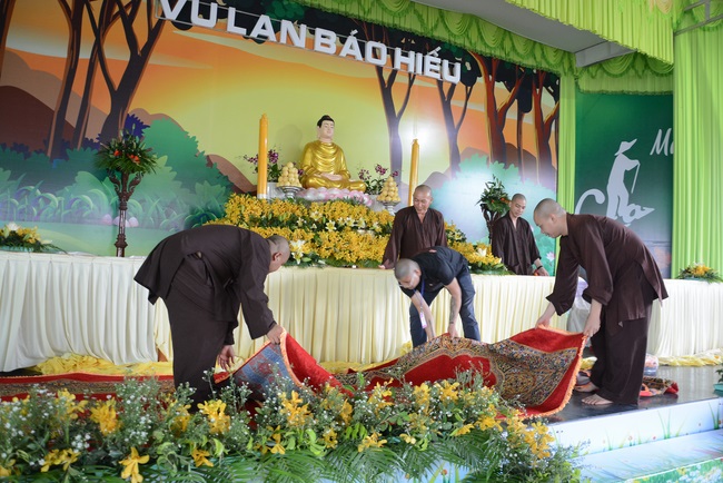 Ullambana Ceremony at Cambodia Hoang Phap Pagoda
