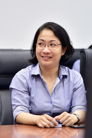 SHARING DHARMA TALK TO THE BIDV BANK STAFFS