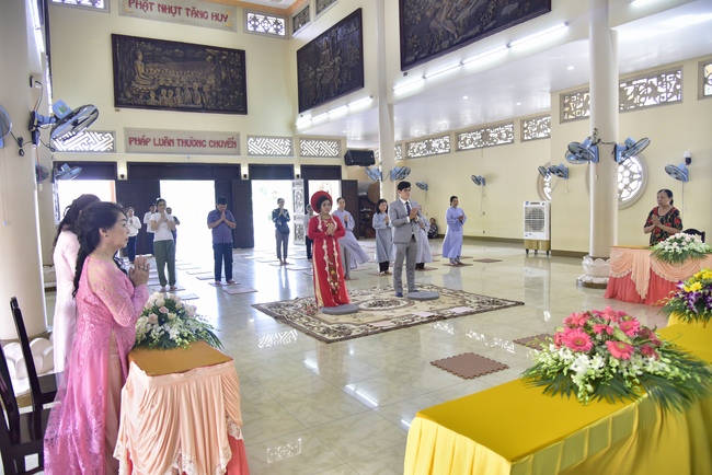 Buddhist  Wedding Ceremony