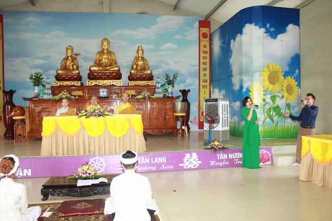 The wedding ceremony at Dong Cao – Thanh Hoa province.