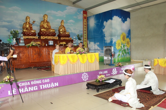 The wedding ceremony at Dong Cao – Thanh Hoa province.
