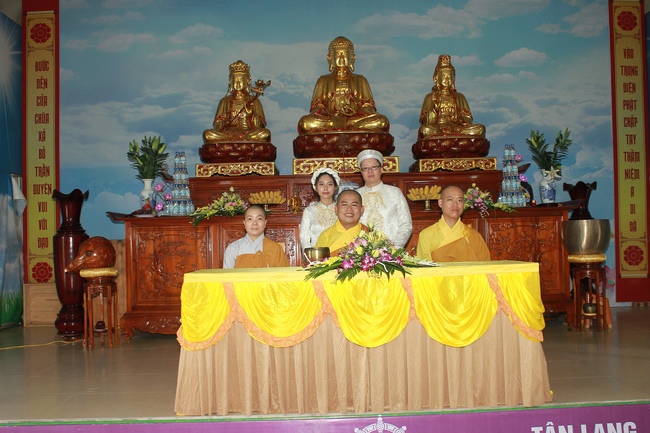 The wedding ceremony at Dong Cao – Thanh Hoa province.