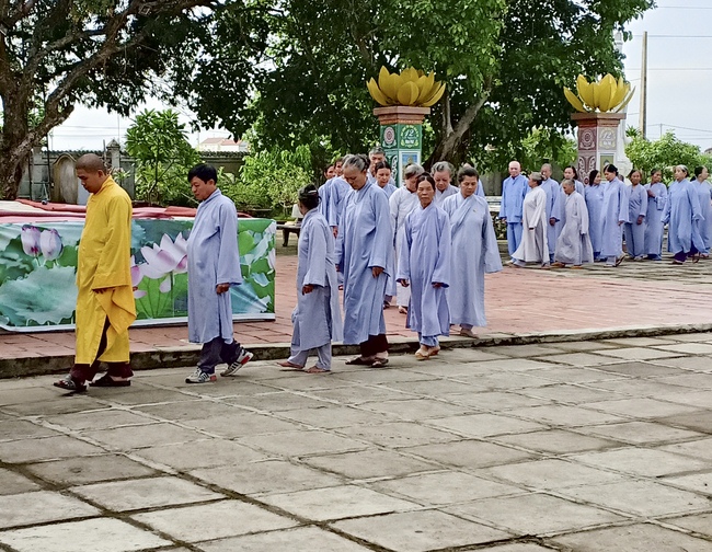 One-day retreat course at Dong Cao – Thanh Hoa province