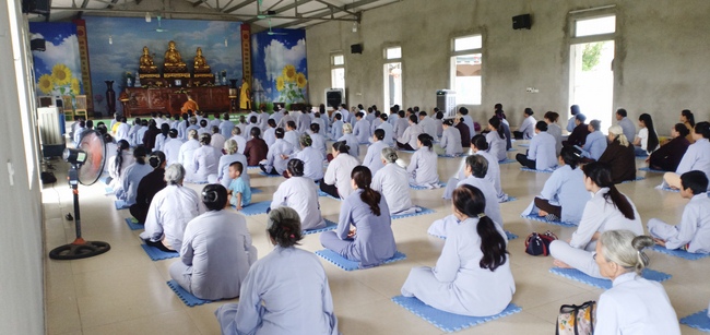 One-day retreat course at Dong Cao – Thanh Hoa province