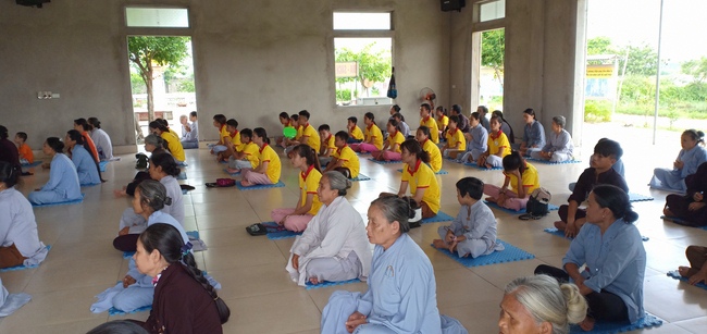 One-day retreat course at Dong Cao – Thanh Hoa province