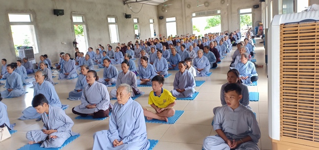 One-day retreat course at Dong Cao – Thanh Hoa province