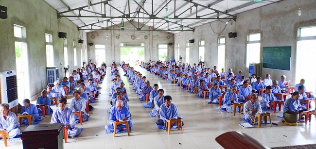 One-day retreat course at Dong Cao – Thanh Hoa province
