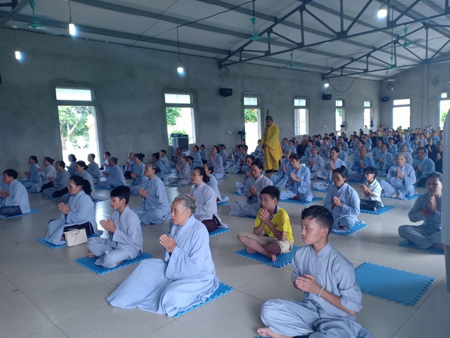 One-day retreat course at Dong Cao – Thanh Hoa province