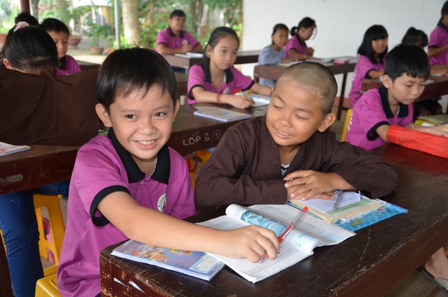 Charity work and houses at Binh Thuan Province